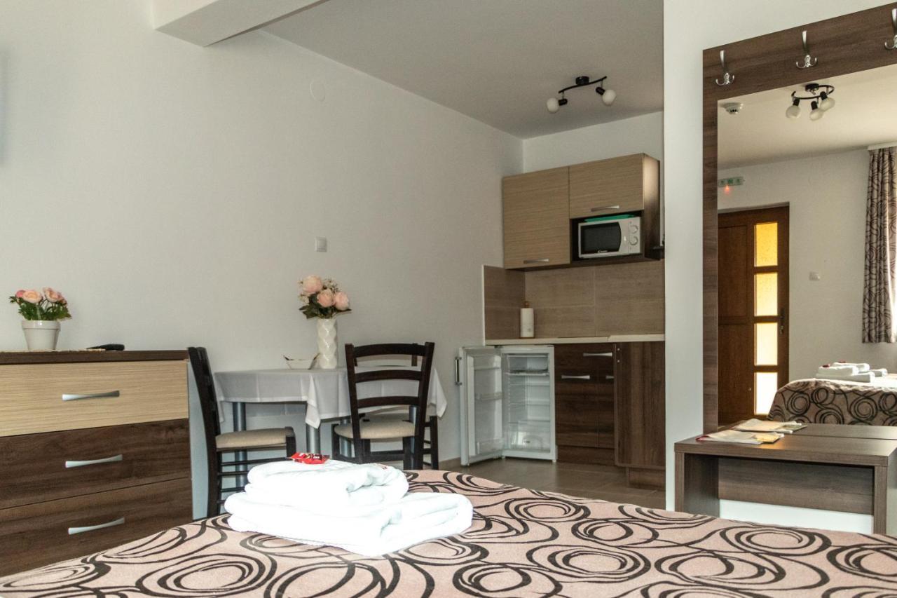 Casa Tofi Vendeghaz Aparthotel Praid Eksteriør bilde
